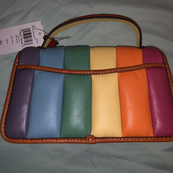 Coach Turnlock Clutch 20 with Rainbow Quilting - Picture 8 of 9